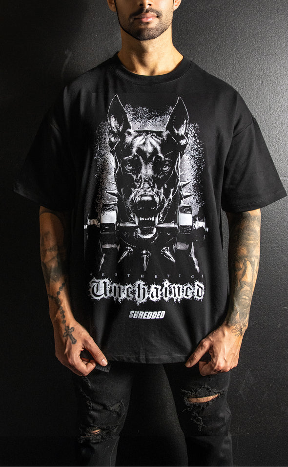 Unchained Doberman- unisex Pump cover - Oversized Gym T-shirt  - Black / White