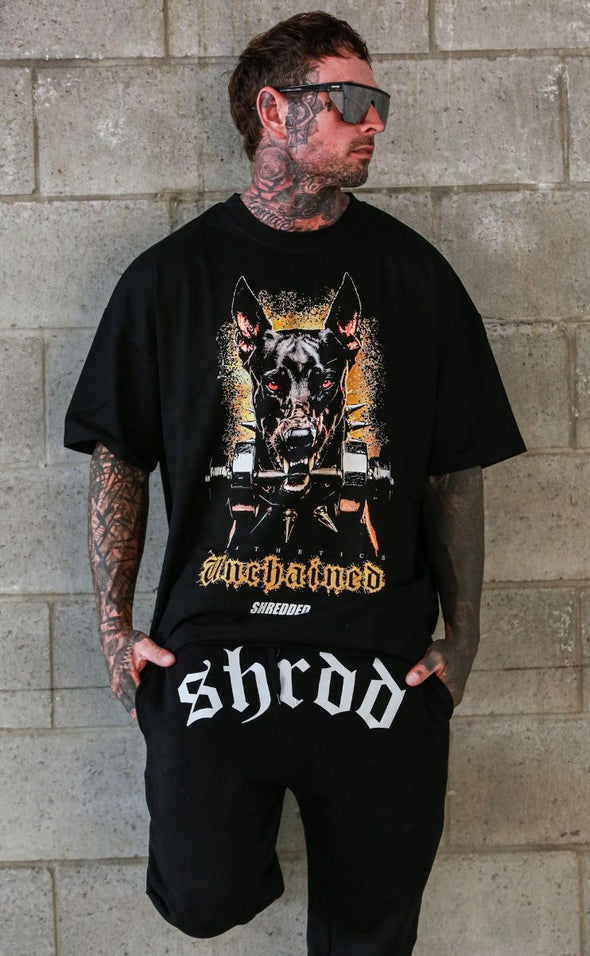Unchained Doberman- unisex Pump cover - Oversized Gym T-shirt  - Black / Coloured
