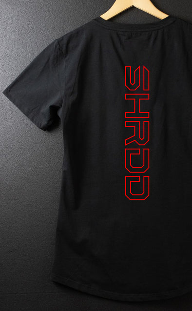 Shrdd Hollow - Fitted Muscle T-shirt - Curved Hem - Black / Red - Stay Shredded